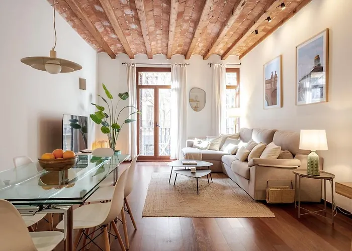 New Charming & Cozy Gem Central Location