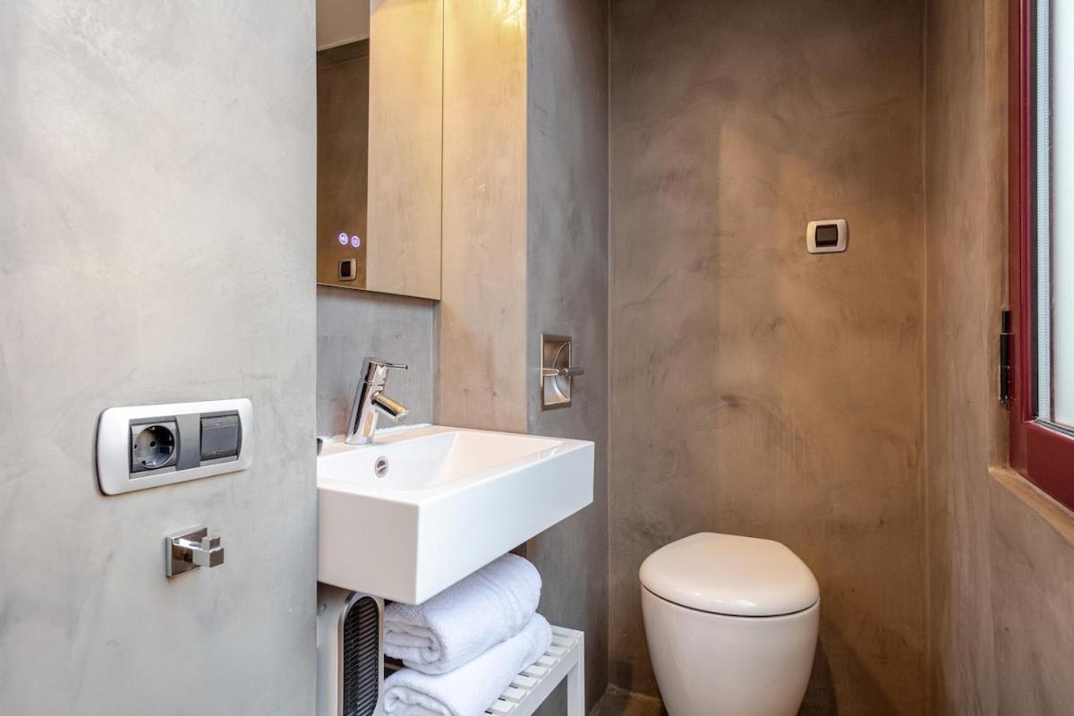 New Charming & Cozy Gem Location Appartamento Barcellona